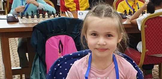 Meara Classen stolze Teilnehmerin der U8 Jugend-WM