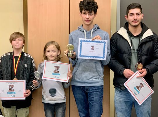 Philipp Baur ist Jugend-Vereinsmeister der SG Trier